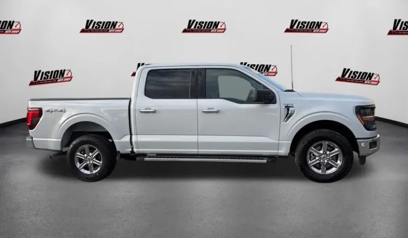 
								2025 Ford F-150 XLT full									