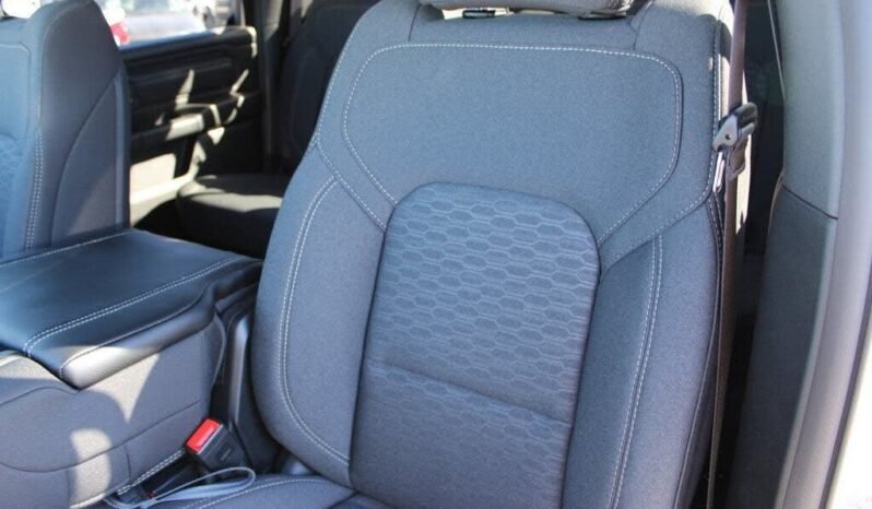 
								2025 Ram 1500 Tradesman full									
