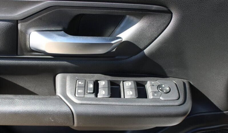 
								2025 Ram 1500 Tradesman full									