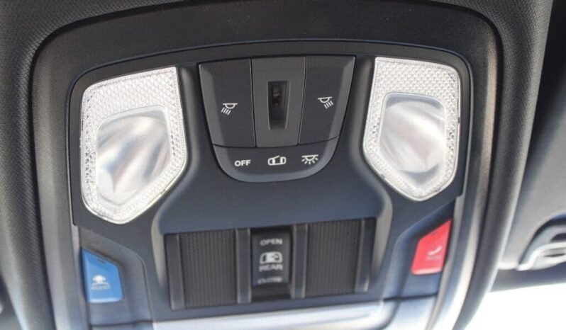 
								2025 Ram 1500 Tradesman full									