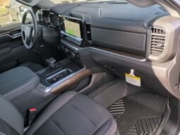 
										2026 Chevrolet Silverado 1500 RST full									