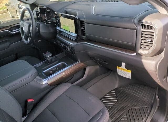 
								2026 Chevrolet Silverado 1500 RST full									