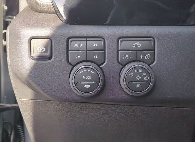 
								2026 Chevrolet Silverado 1500 RST full									