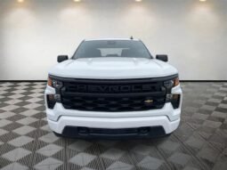 
										2026 Chevrolet Silverado 1500 Custom full									