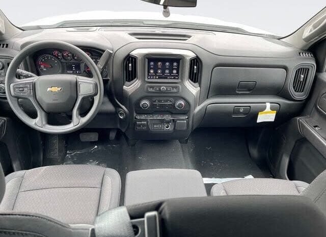 
								2026 Chevrolet Silverado 1500 Custom full									