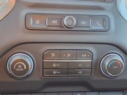 
										2026 Chevrolet Silverado 1500 Custom full									