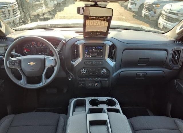 
								2026 Chevrolet Silverado 1500 Custom full									