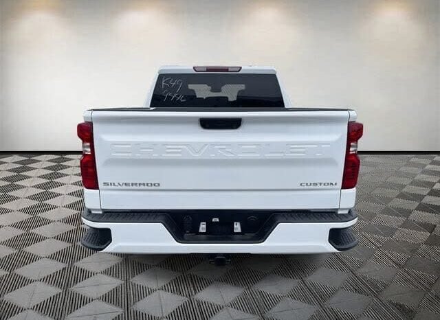 
								2026 Chevrolet Silverado 1500 Custom full									