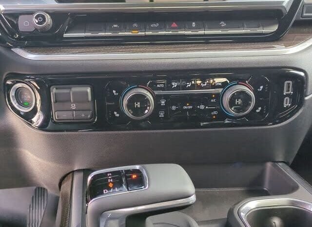 
								2026 Chevrolet Silverado 1500 RST full									