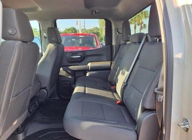 
								2026 Chevrolet Silverado 1500 Custom full									