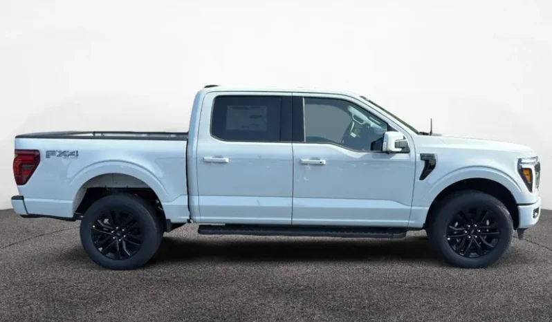
								2026 Ford F-150 LARIAT full									