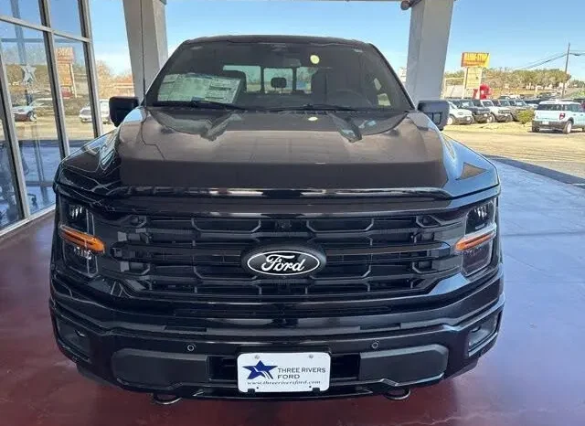
								2026 Ford F-150 XLT full									