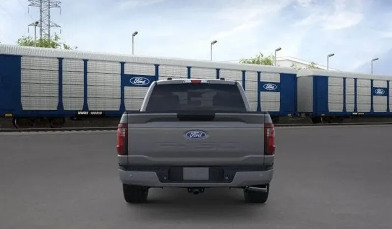 
								2026 Ford F-150 XLT full									