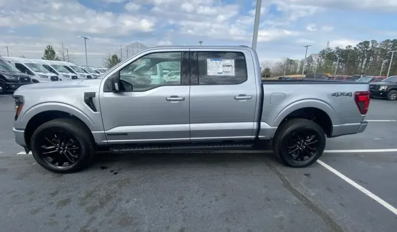 
								2026 Ford F-150 XLT full									