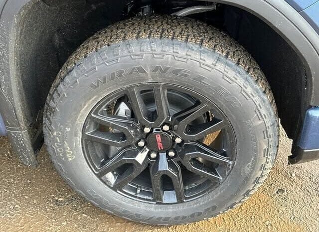 
								2026 GMC Sierra 1500 Elevation full									