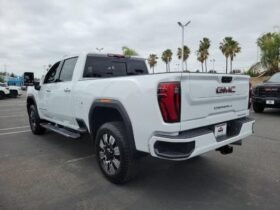 2026 GMC Sierra 2500 Denali