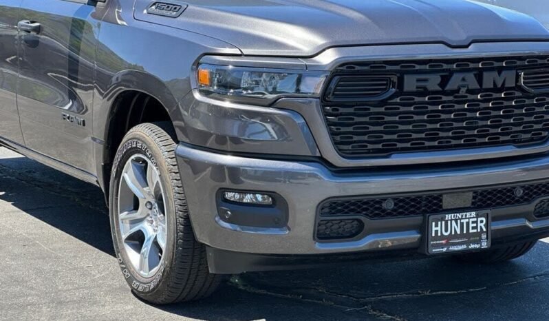 
								2026 Ram 1500 Express full									