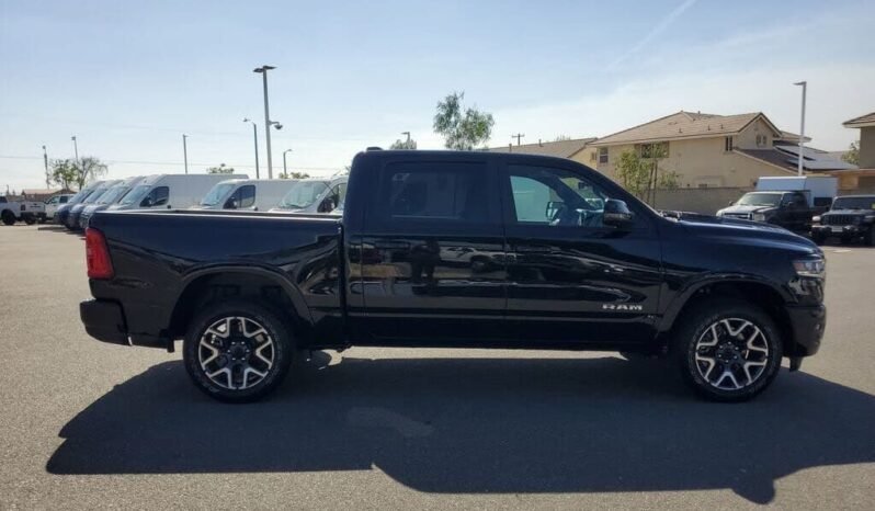 
								2026 Ram 1500 Laramie full									