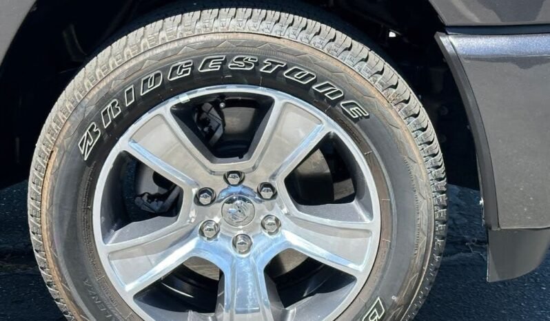 
								2026 Ram 1500 Express full									