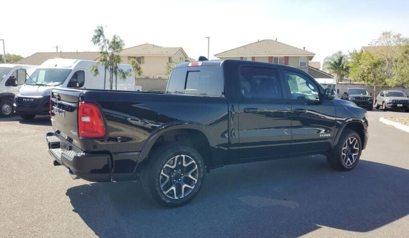 
								2026 Ram 1500 Laramie full									