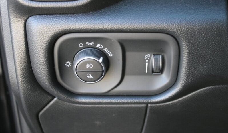 
								2026 Ram 2500 Tradesman full									