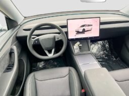 
										2026 Tesla Model Y Long Range full									