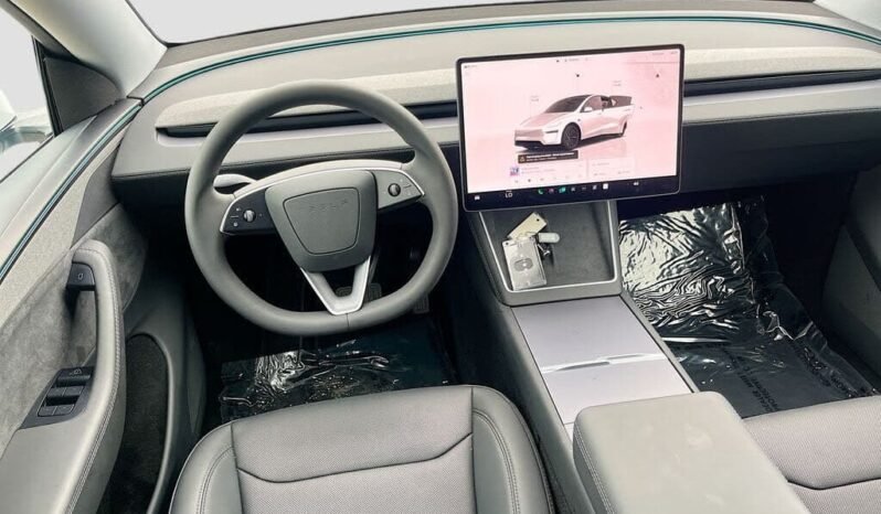 
								2026 Tesla Model Y Long Range full									