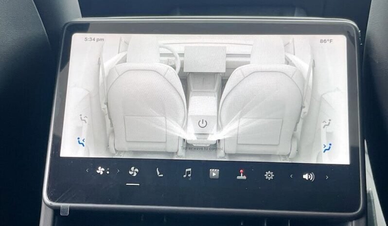 
								2026 Tesla Model Y Long Range full									