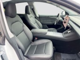 
										2026 Tesla Model Y Long Range full									
