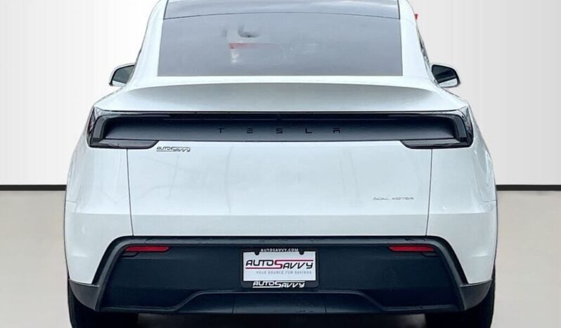 
								2026 Tesla Model Y Long Range full									
