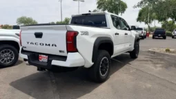 
										2026 Toyota Tacoma TRD Off-Road full									