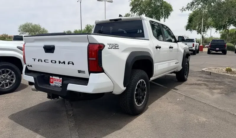 
								2026 Toyota Tacoma TRD Off-Road full									